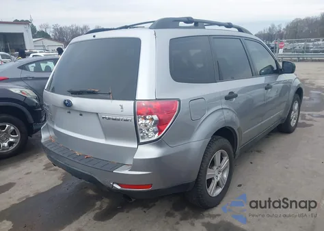 2011 Subaru Forester 2.5X z USA, uszkodzony, nr VIN JF2SHABC1BH704017